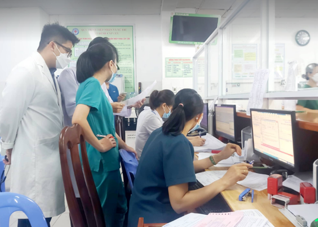 Bệnh viện Đà Nẵng trực 24/24 sẵn sàng cấp cứu điều trị bệnh nhân (27/9/2022)